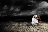 开元棋牌-转会期惊变！利物浦低迷巴黎回暖，里程碑夜尼斯复出首秀